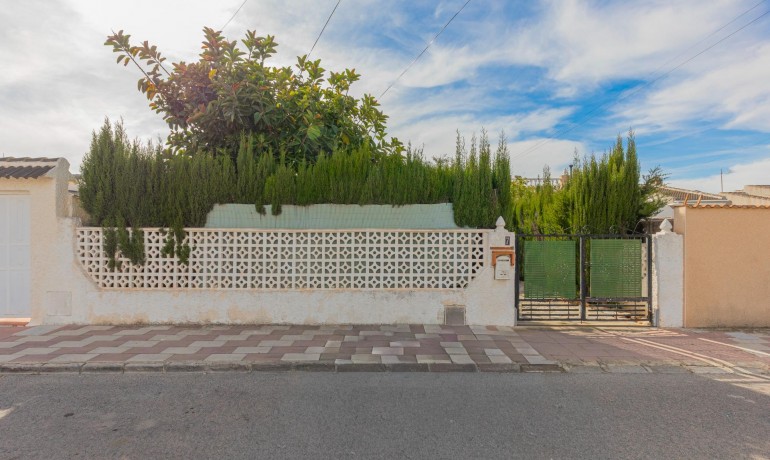 Herverkoop - Villa -
Torrevieja* - El chaparral