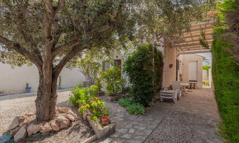 Herverkoop - Villa -
Torrevieja* - El chaparral