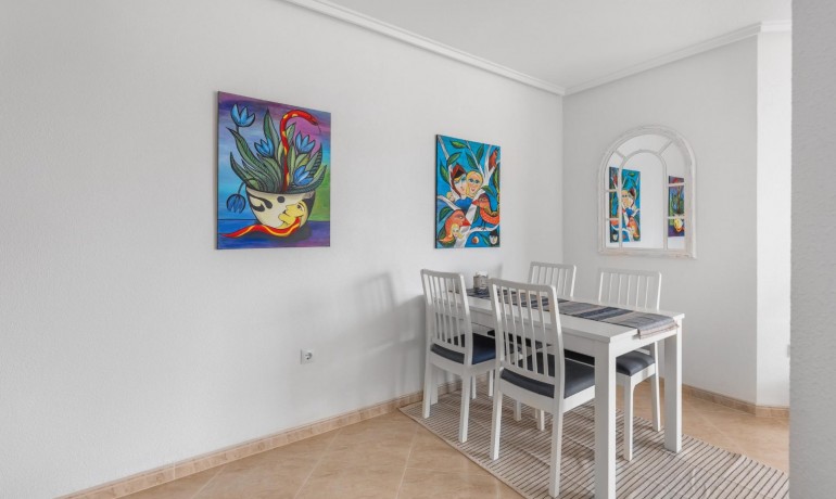 Sale - Apartment / Flat -
Torrevieja* - Estacion de autobuses