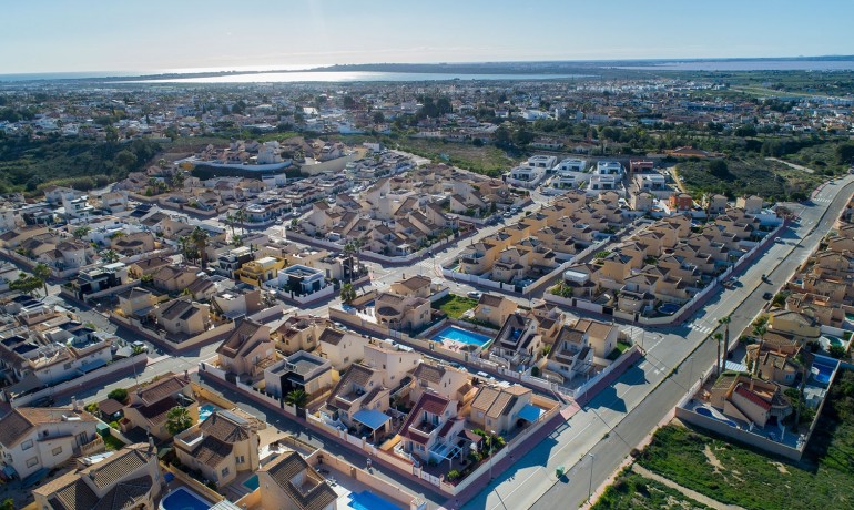 Herverkoop - Villa -
Benimar - Rojales Hills