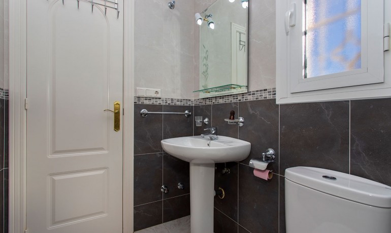 Herverkoop - Villa -
Benimar - Rojales Hills