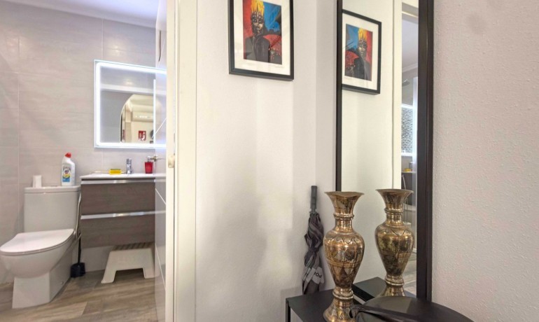 Herverkoop - Appartement / Flat -
Orihuela Costa* - La Zenia*