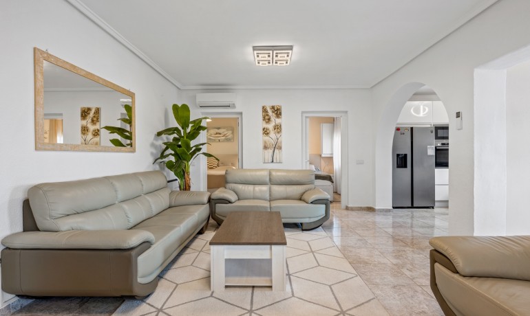 Herverkoop - Villa -
Cuidad Quesada* - Ciudad Quesada - Rojales