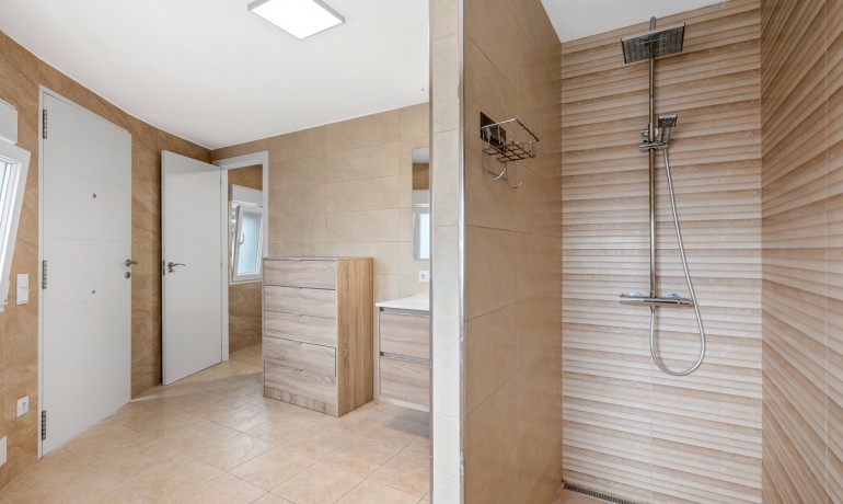 Herverkoop - Villa -
Cuidad Quesada* - Ciudad Quesada - Rojales