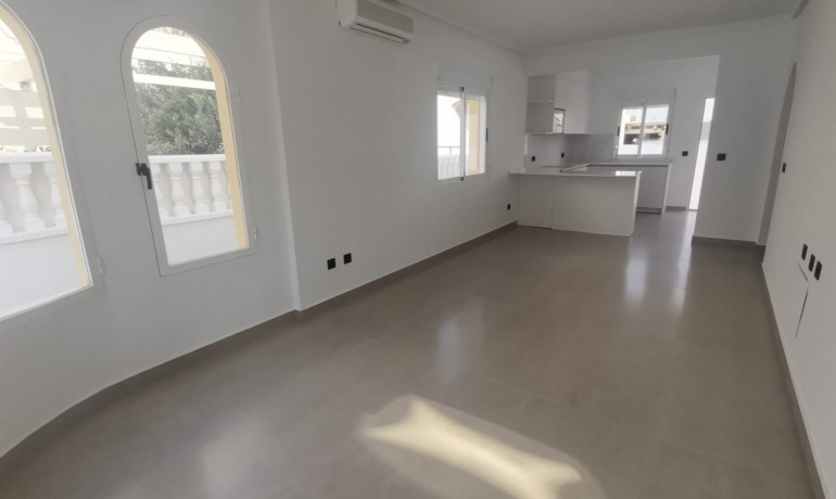 Herverkoop - Villa Detached -
Algorfa* - Lo Crispin*