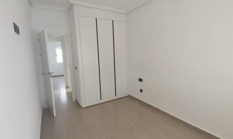 Herverkoop - Villa Detached -
Algorfa* - Lo Crispin*