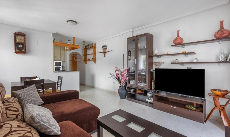 Herverkoop - Appartement / Flat -
Torrevieja* - Estacion de autobuses