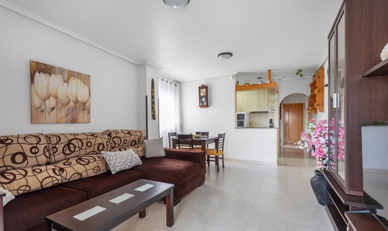 Herverkoop - Appartement / Flat -
Torrevieja* - Estacion de autobuses