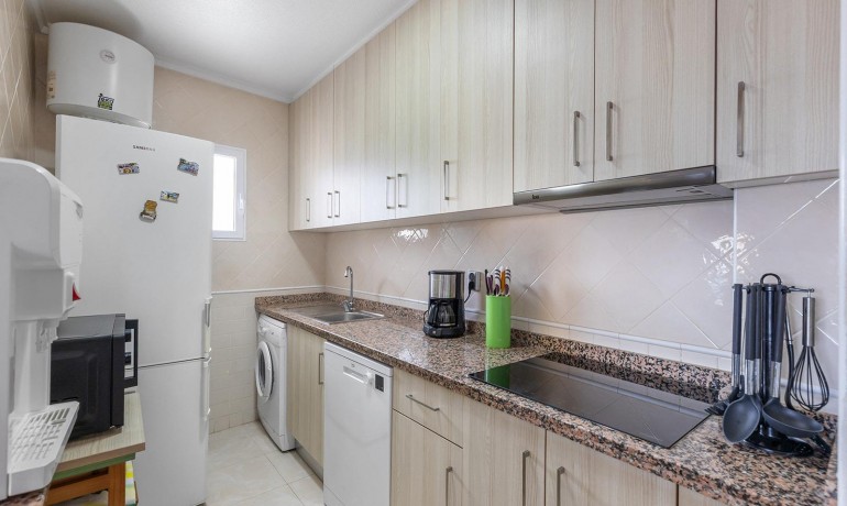 Herverkoop - Appartement / Flat -
Torrevieja* - Estacion de autobuses