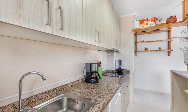 Herverkoop - Appartement / Flat -
Torrevieja* - Estacion de autobuses