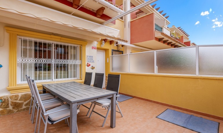 Venta - Casa -
Orihuela Costa - Villamartín