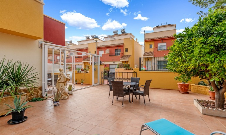 Venta - Casa -
Orihuela Costa - Villamartín