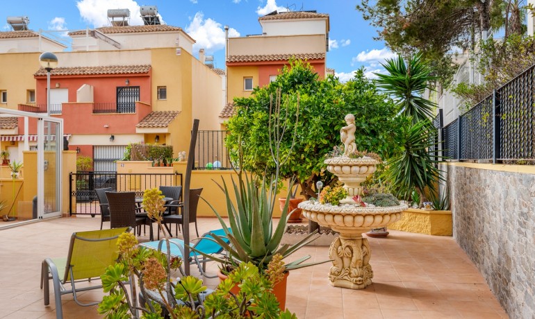 Venta - Casa -
Orihuela Costa - Villamartín