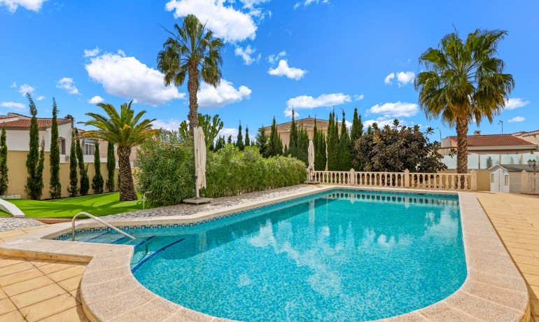 Herverkoop - Villa -
Ciudad Quesada - Ciudad Quesada - Town