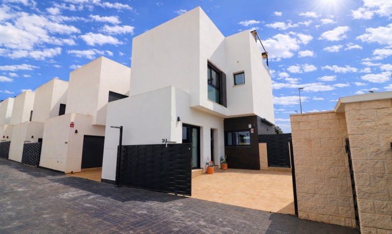 Venta - Villa -
Benijofar - Benijofar - Village