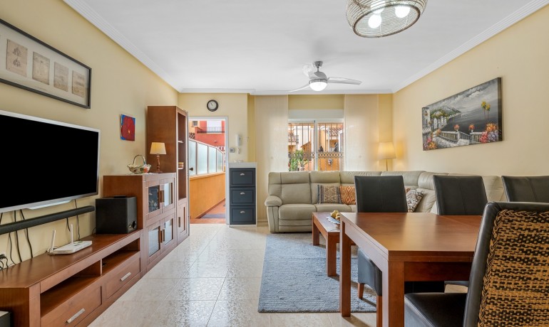 Revente - Maison -
Orihuela Costa - Villamartin