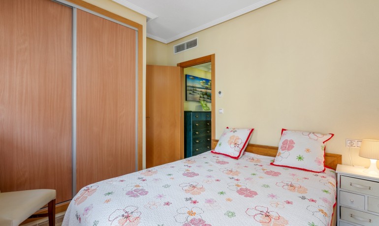 Revente - Maison -
Orihuela Costa - Villamartin