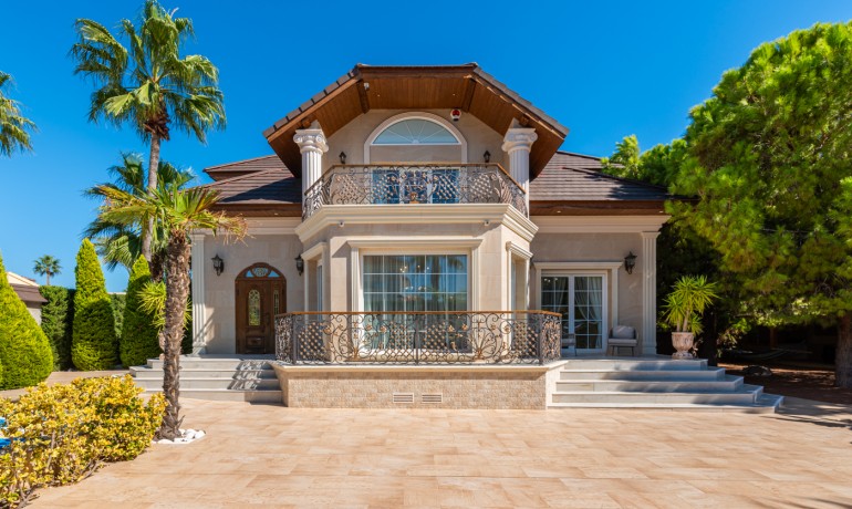 Herverkoop - Villa -
Ciudad Quesada - Doña Pepa