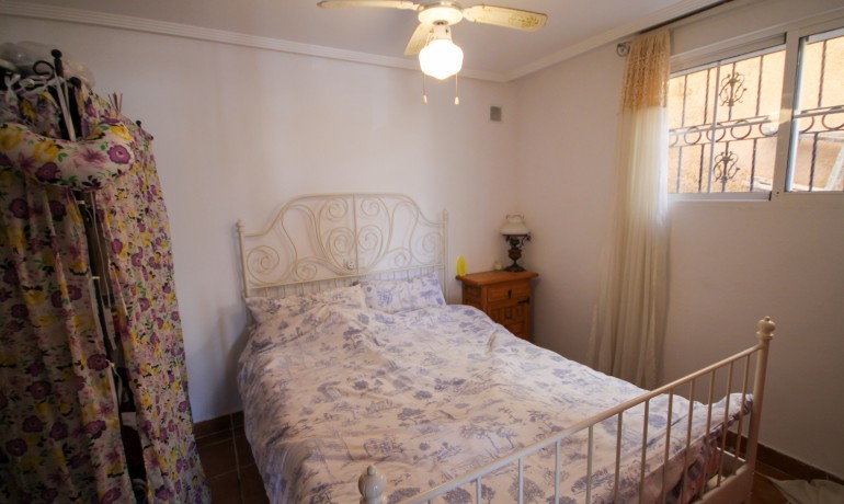 Herverkoop - Villa -
San Miguel de Salinas* - San Miguel de Salinas Alicante