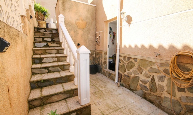 Herverkoop - Villa -
San Miguel de Salinas* - San Miguel de Salinas Alicante