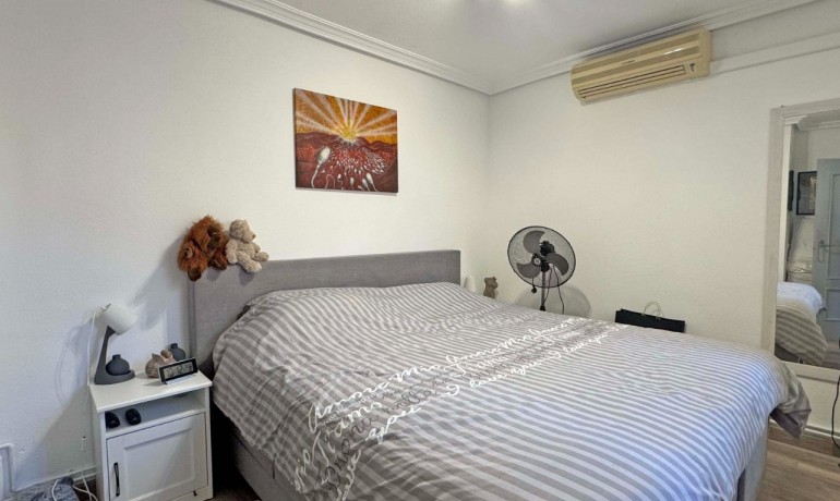 Herverkoop - Huis -
Orihuela Costa* - Villamartin*