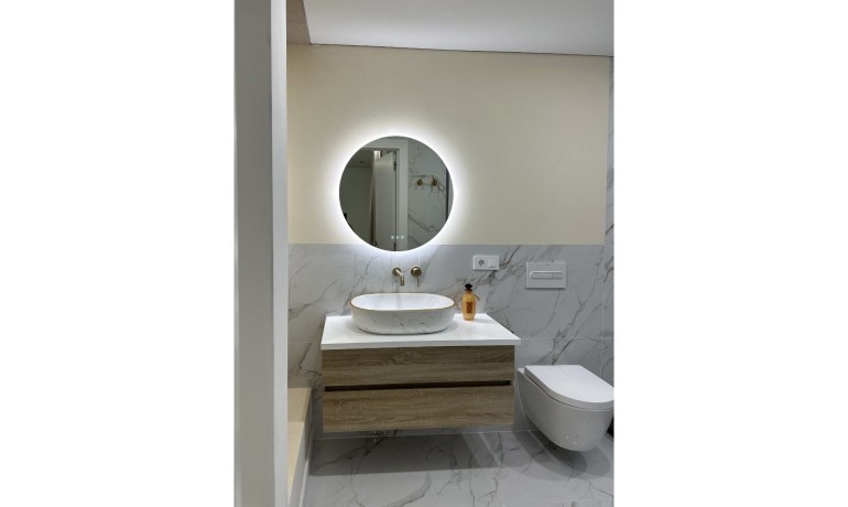 Venta - Apartamento / piso -
Torrevieja