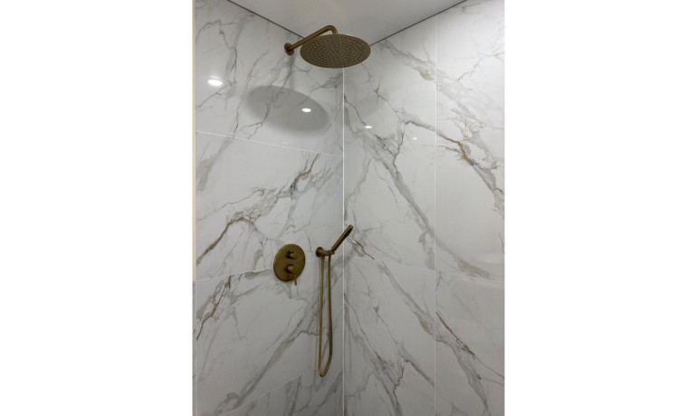 Venta - Apartamento / piso -
Torrevieja