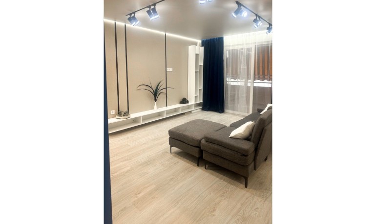 Venta - Apartamento / piso -
Torrevieja