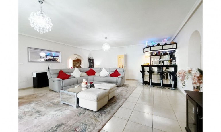 Revente - Villa -
Gea Y Truyols