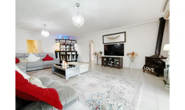 Revente - Villa -
Gea Y Truyols