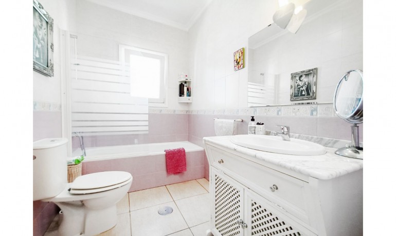 Revente - Villa -
Gea Y Truyols