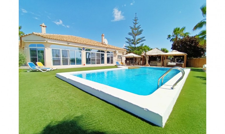 Revente - Villa -
Gea Y Truyols