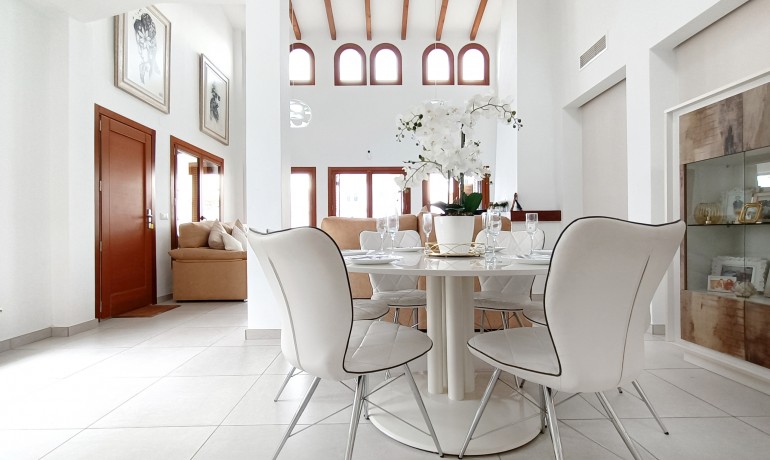 Revente - Villa -
El Valle Golf Resort