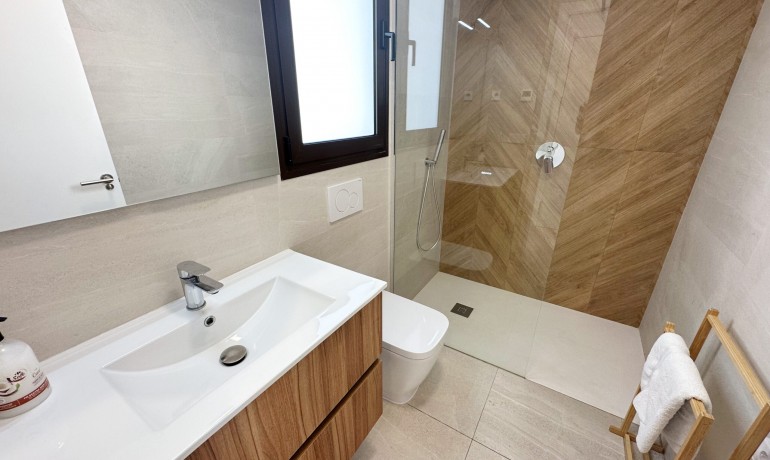 Herverkoop - Villa -
Santa Rosalia Lake and Life Resort