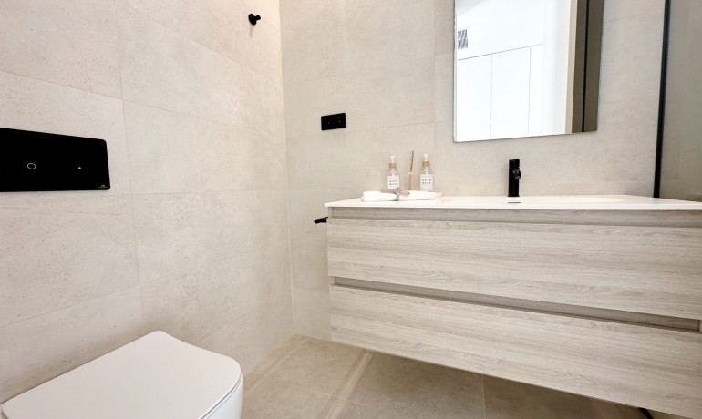 Herverkoop - Villa -
Santa Rosalia Lake and Life Resort