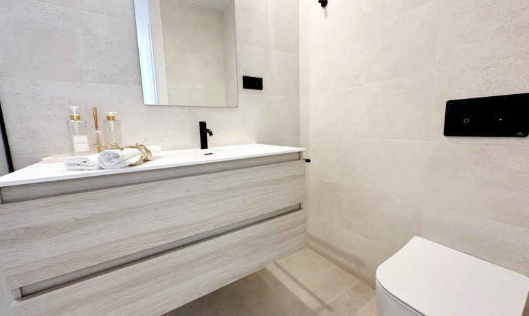 Herverkoop - Villa -
Santa Rosalia Lake and Life Resort