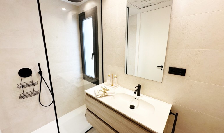 Herverkoop - Villa -
Santa Rosalia Lake and Life Resort