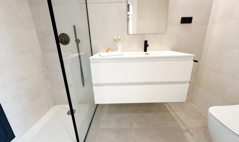 Herverkoop - Villa -
Santa Rosalia Lake and Life Resort