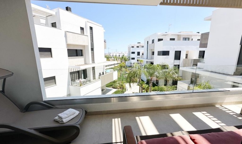 Venta - Apartamento / piso -
Santa Rosalia Lake and Life Resort