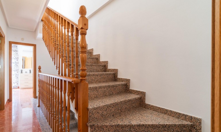 Herverkoop - Huis -
Orihuela Costa* - Villamartin