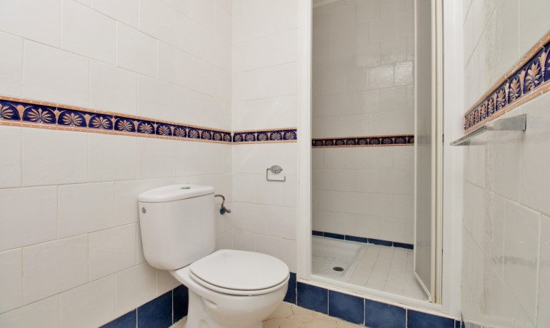 Venta - Apartamento / piso -
Playa Flamenca