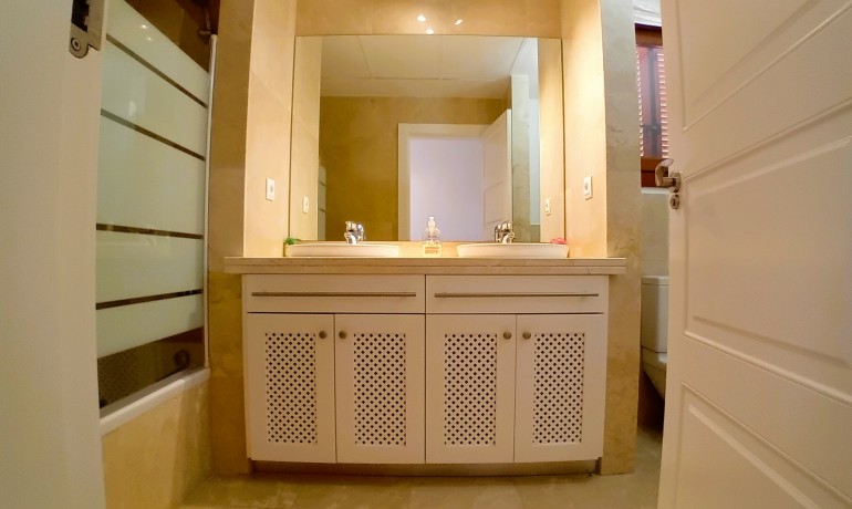 Sale - Villa -
El Valle Golf Resort