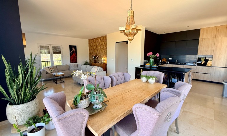 Sale - Villa -
Hondón de las Nieves - Hondón de las Nieves*