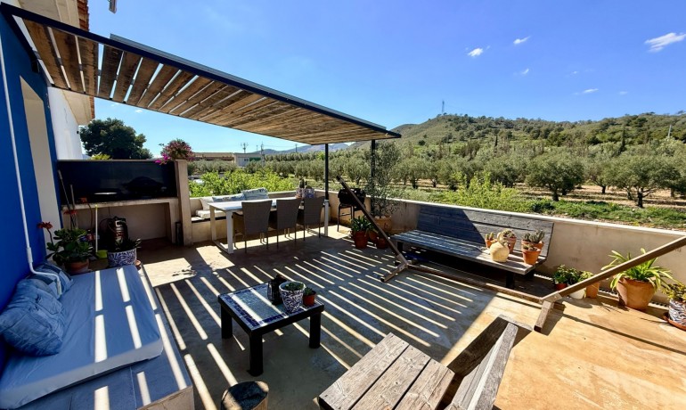 Sale - Villa -
Hondón de las Nieves - Hondón de las Nieves*