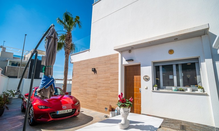 Revente - Villa -
Pilar de la Horedada*