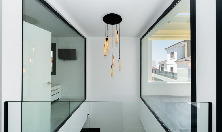 Venta - Villa -
Los Montesinos - La Herrada