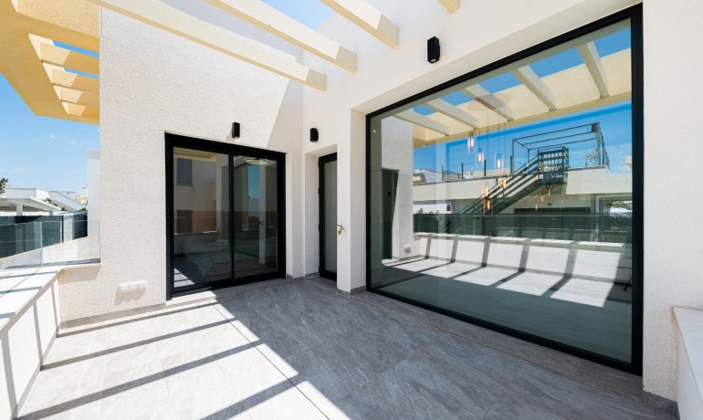 Venta - Villa -
Los Montesinos - La Herrada