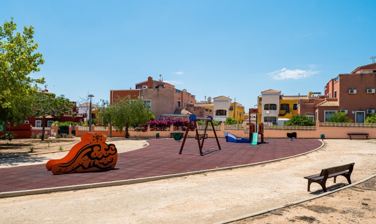 Venta - Villa -
Los Montesinos - La Herrada