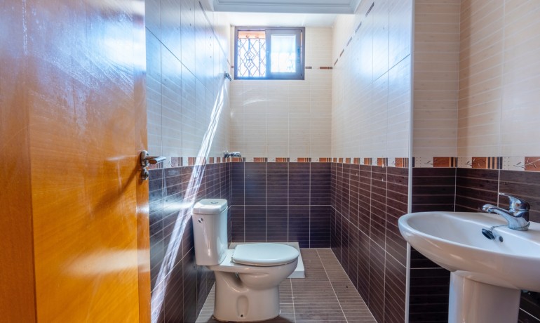 Sale - Villa -
Villamartín