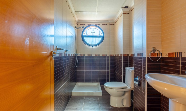 Sale - Villa -
Villamartín